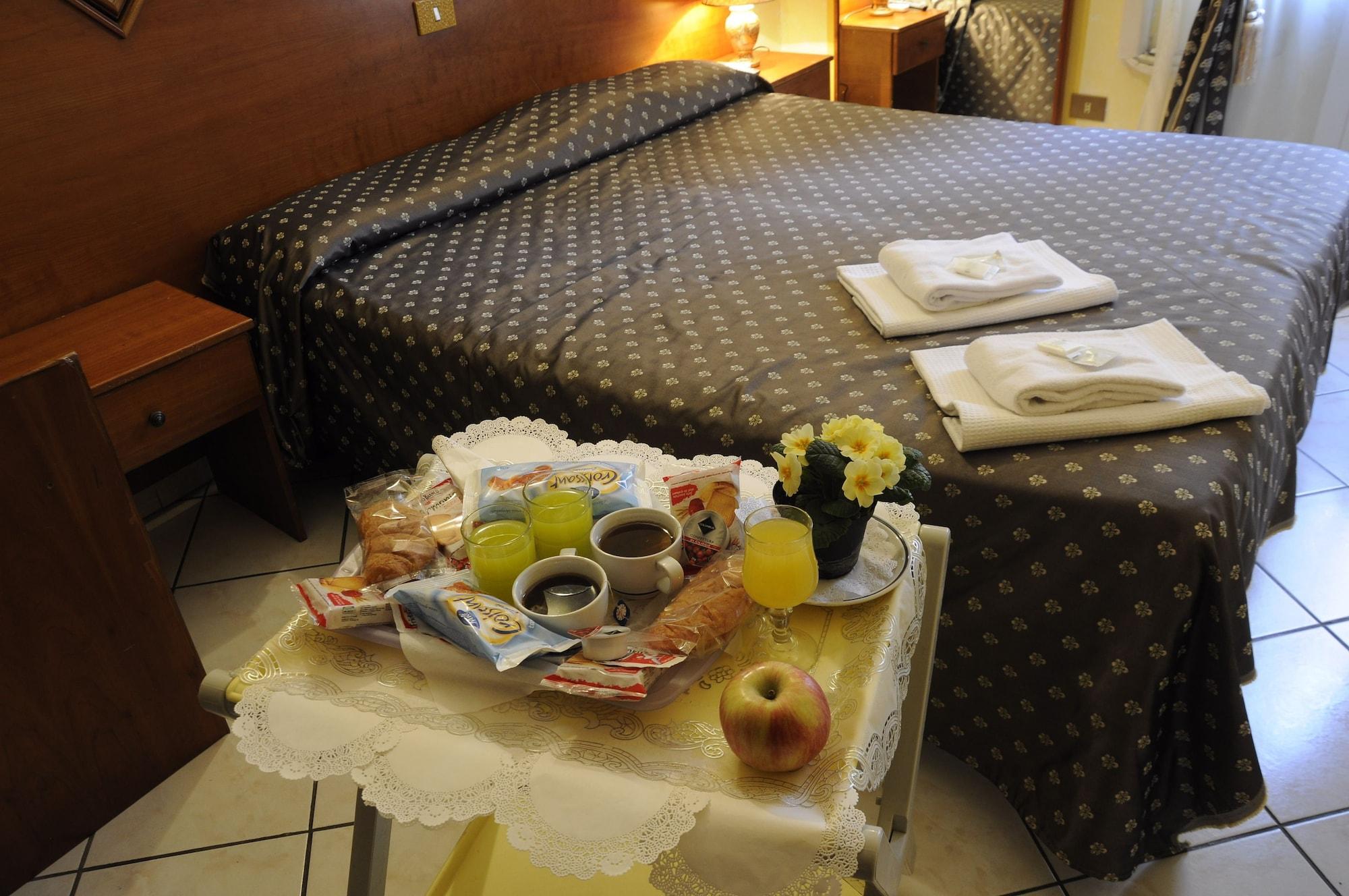 Hotel Farini Rome Exterior photo
